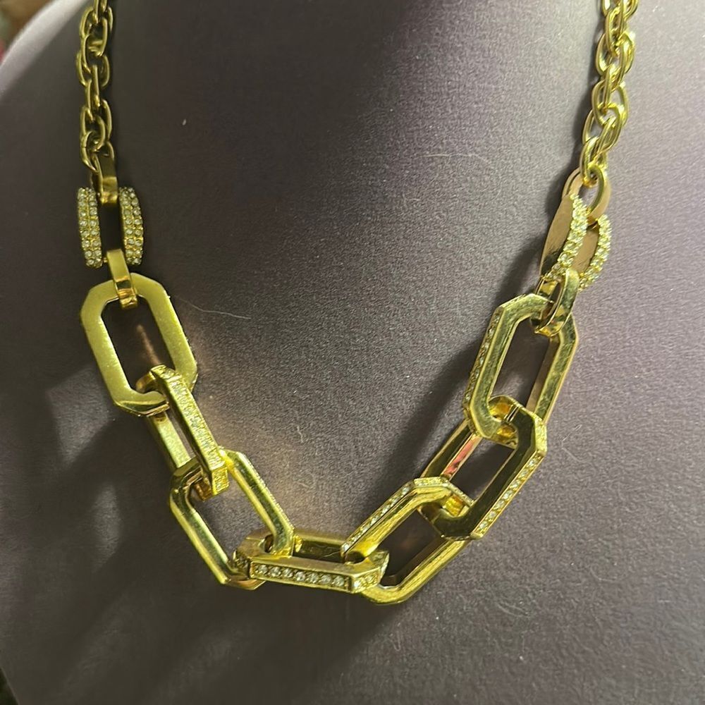 Ann Taylor Chunky Link Necklace Goldtone with Crystals